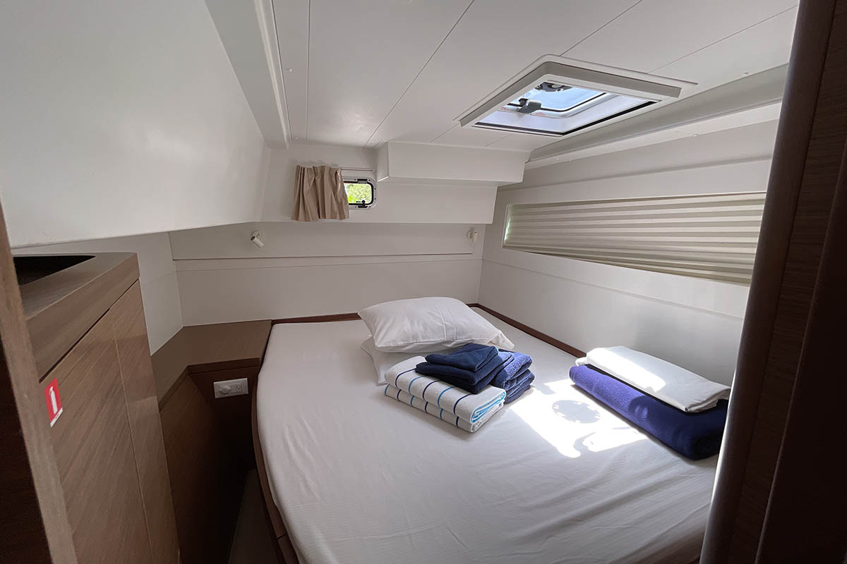 Photo #22 - Lagoon 40 - 4 + 2 cab (Miss Divine) in Nanny Cay - 46465