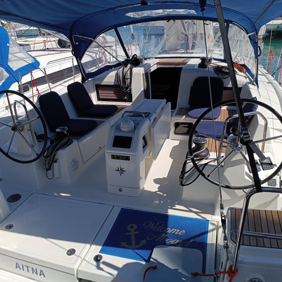 Aitna - 1