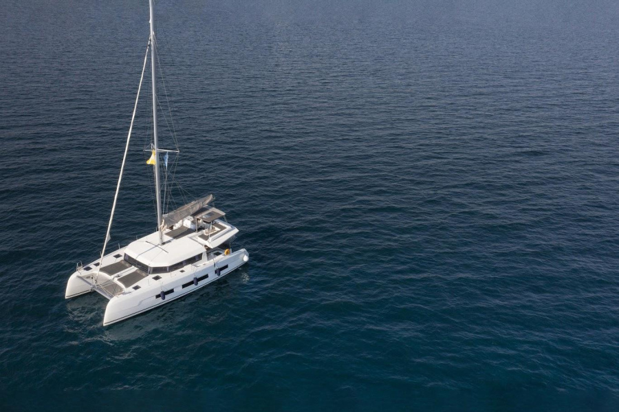 Photo #1 - Dufour Catamaran 48 (Diva) in  - 52197
