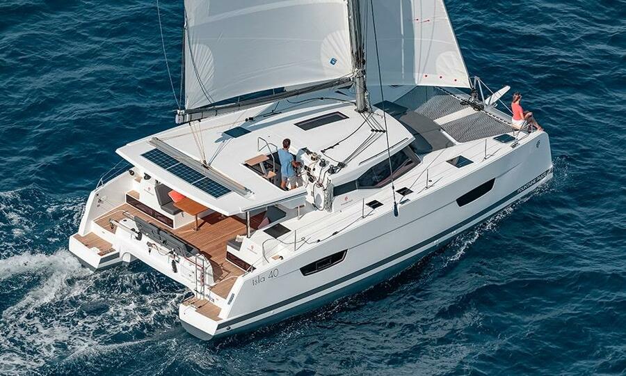 Photo #1 - Isla 40 (Blue Serenity) in  - 54305