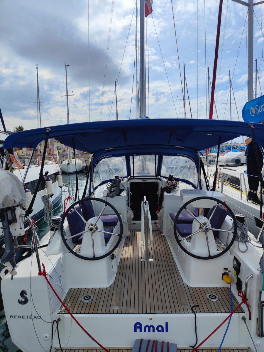 Photo #1 - Oceanis 30.1 (Amal) in  - 54433