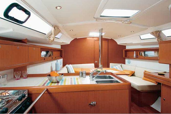Photo #1 - OCEANIS 37 Refit 2022 (Sea 37) en Lefkas - 55173