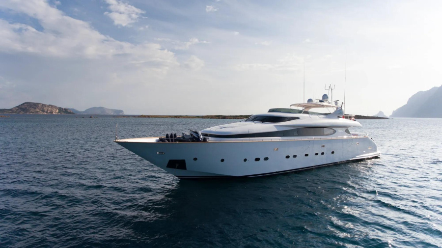 Photo #1 - Maiora 32 DP Fly (Amaya) in  - 61780