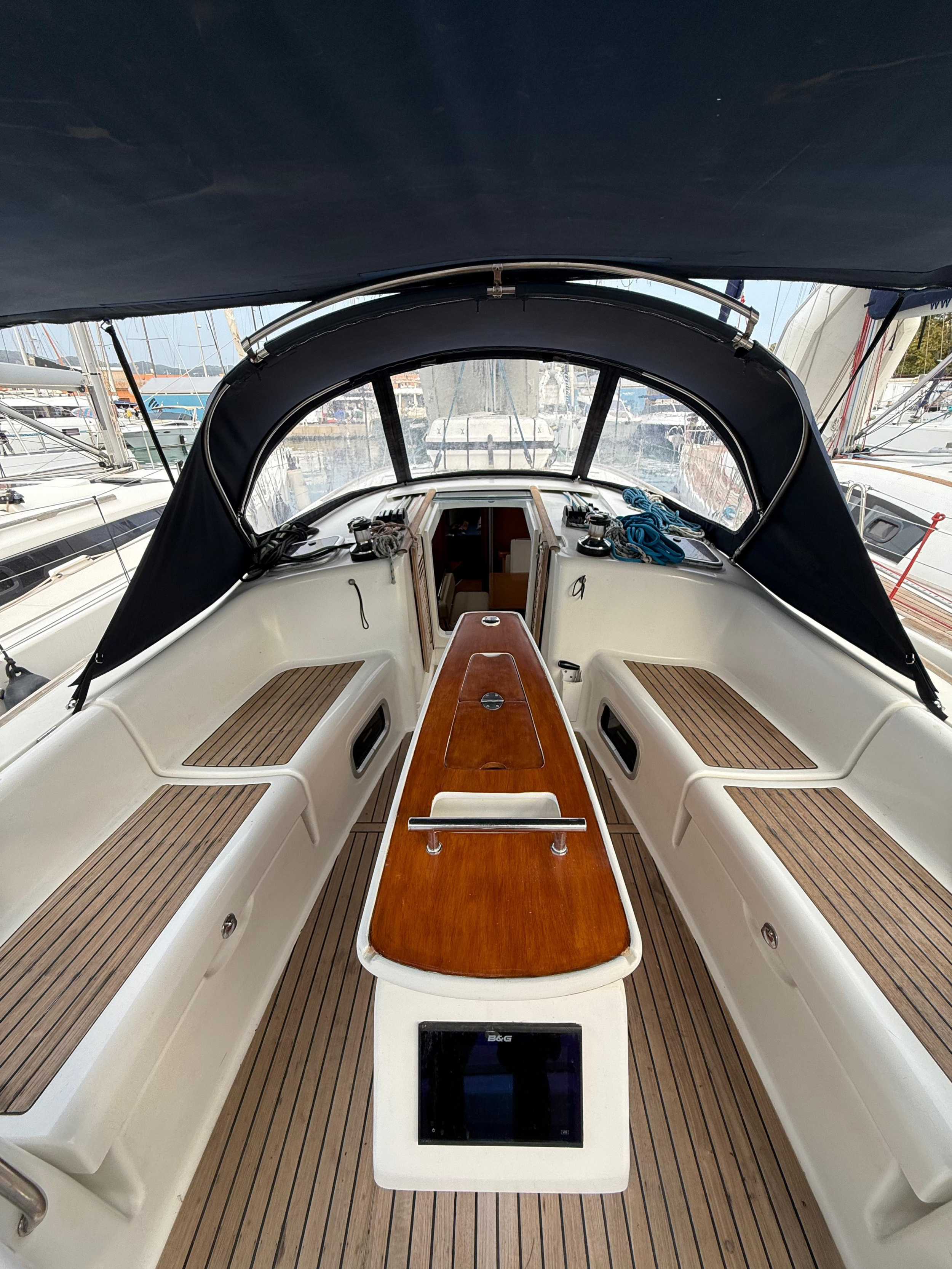 Photo #1 - Oceanis 43 (Alboran XXX Cubalibre) in Palma - 47300