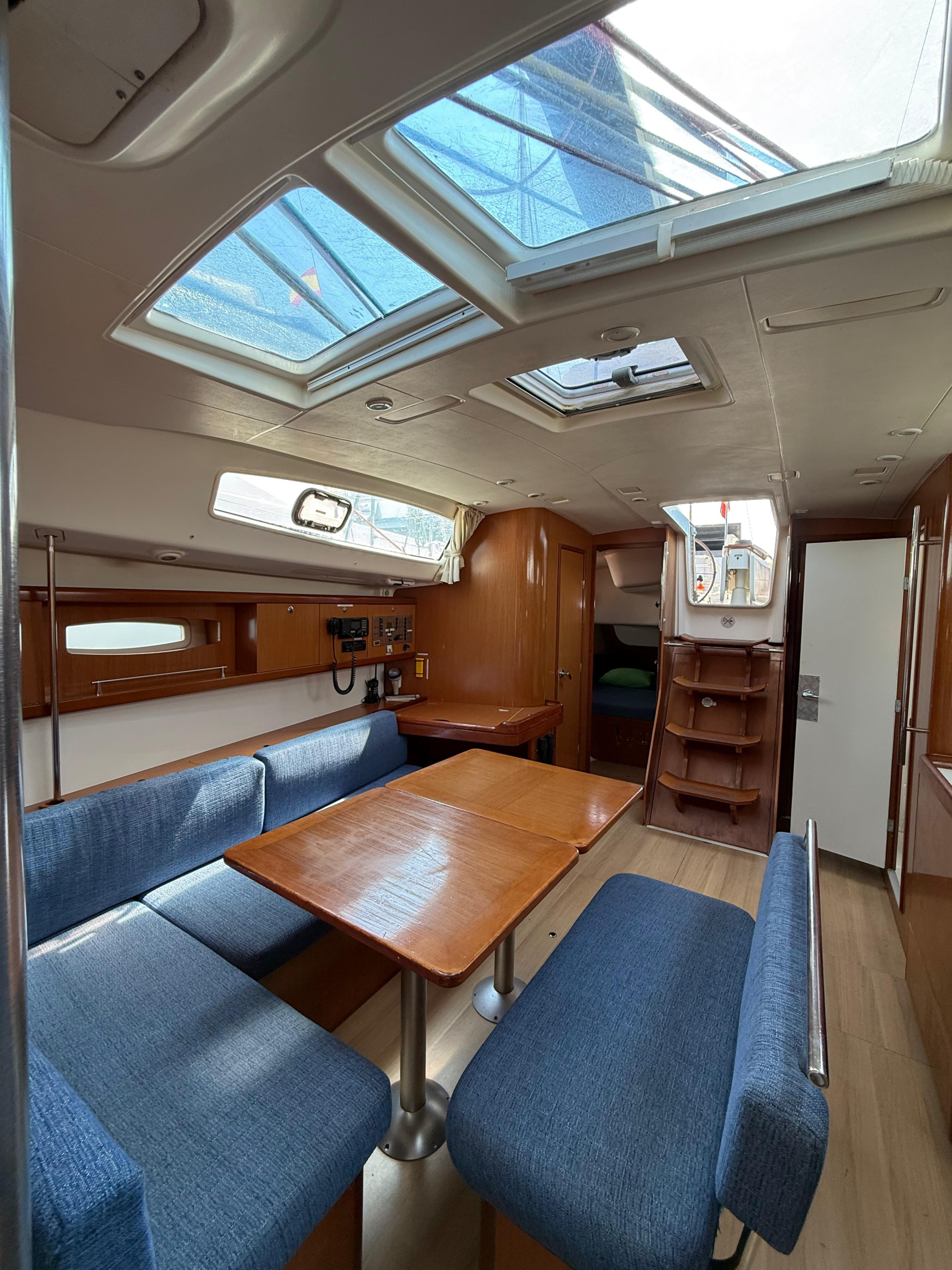 Photo #11 - Oceanis 43 (Alboran XXXI Saoco) in Palma - 47309
