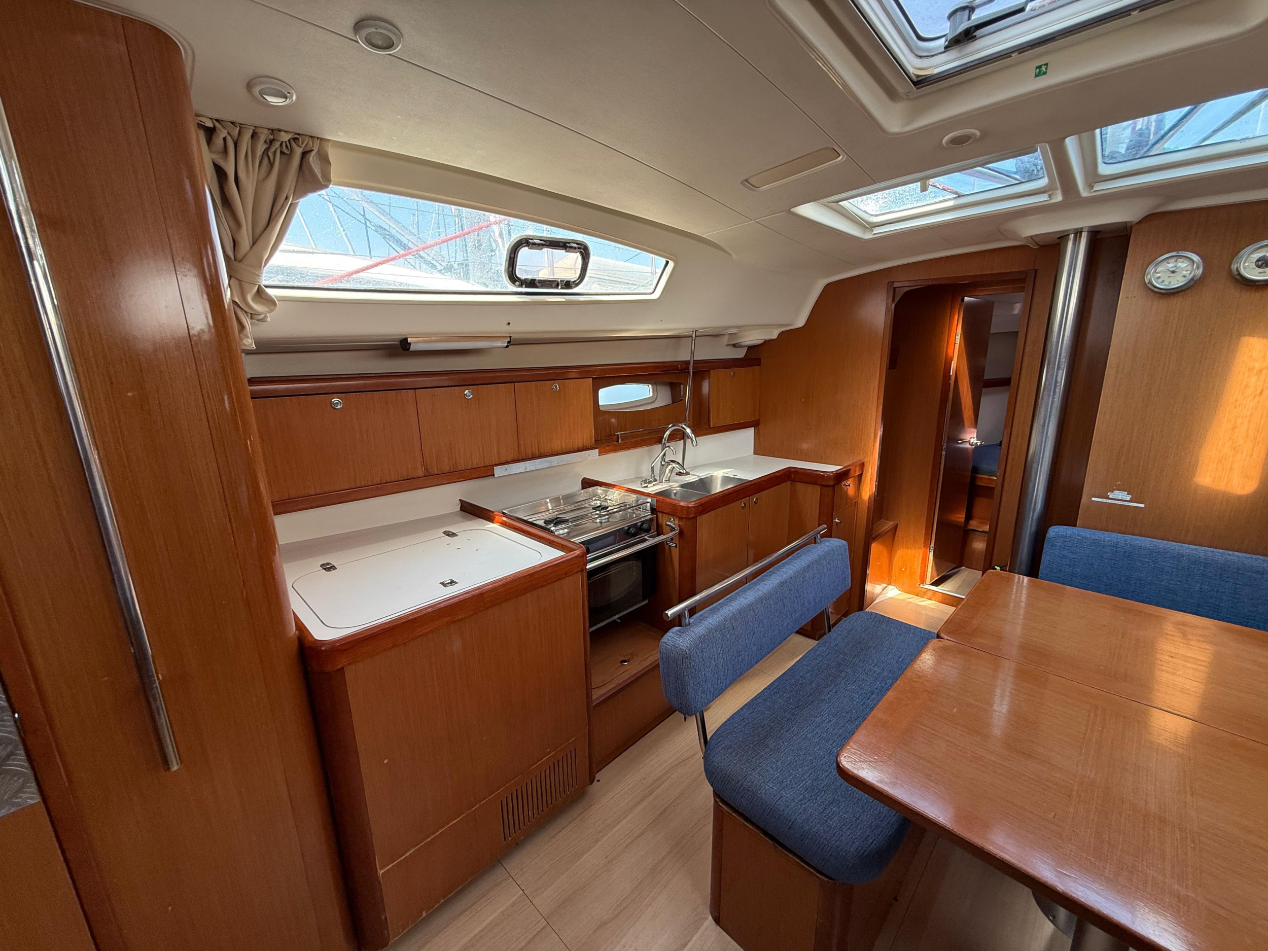 Photo #29 - Oceanis 43 (Alboran XXXI Saoco) in Palma - 47309