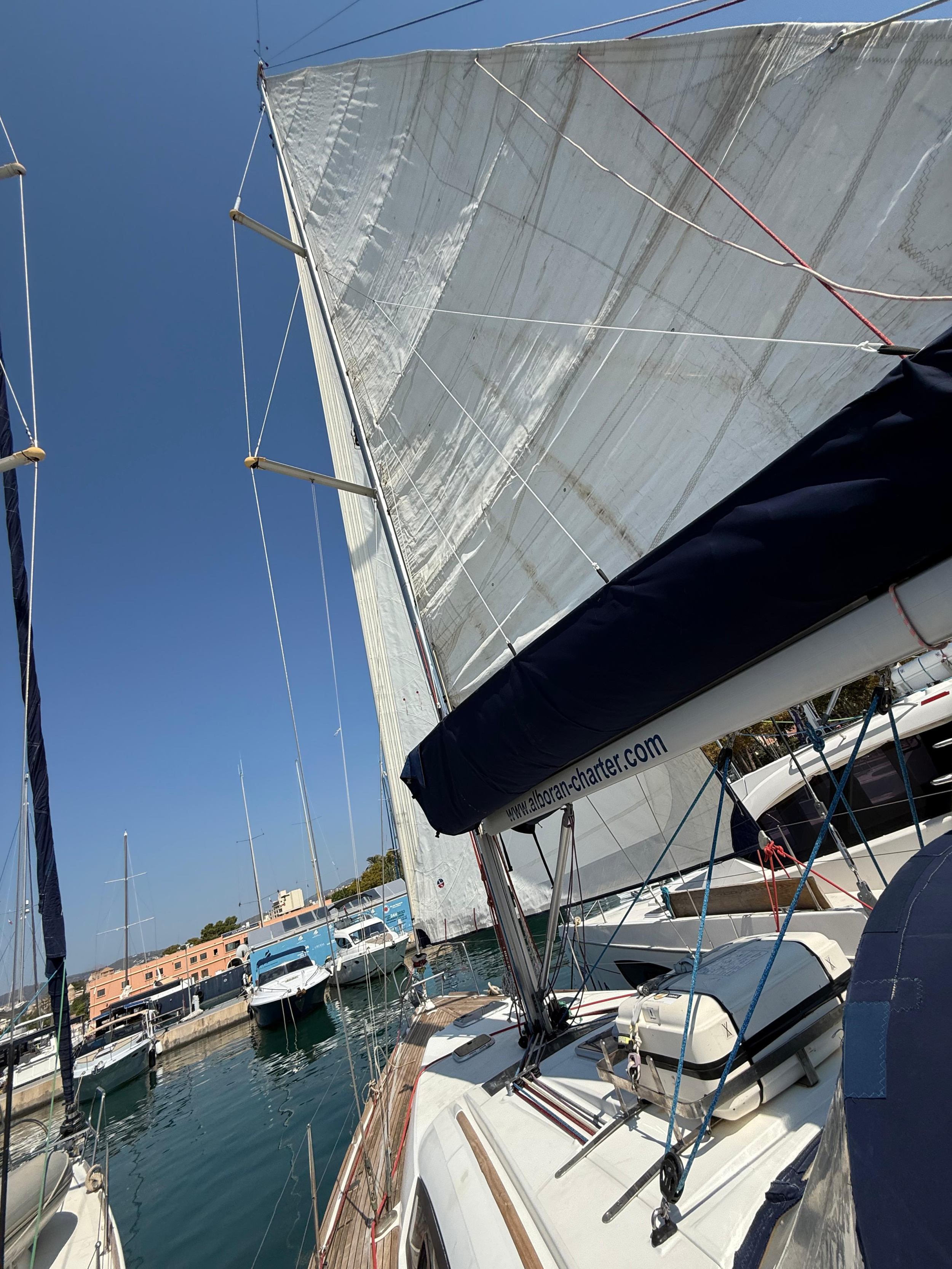 Photo #22 - Oceanis 43 (Alboran XXXI Saoco) in Palma - 47309