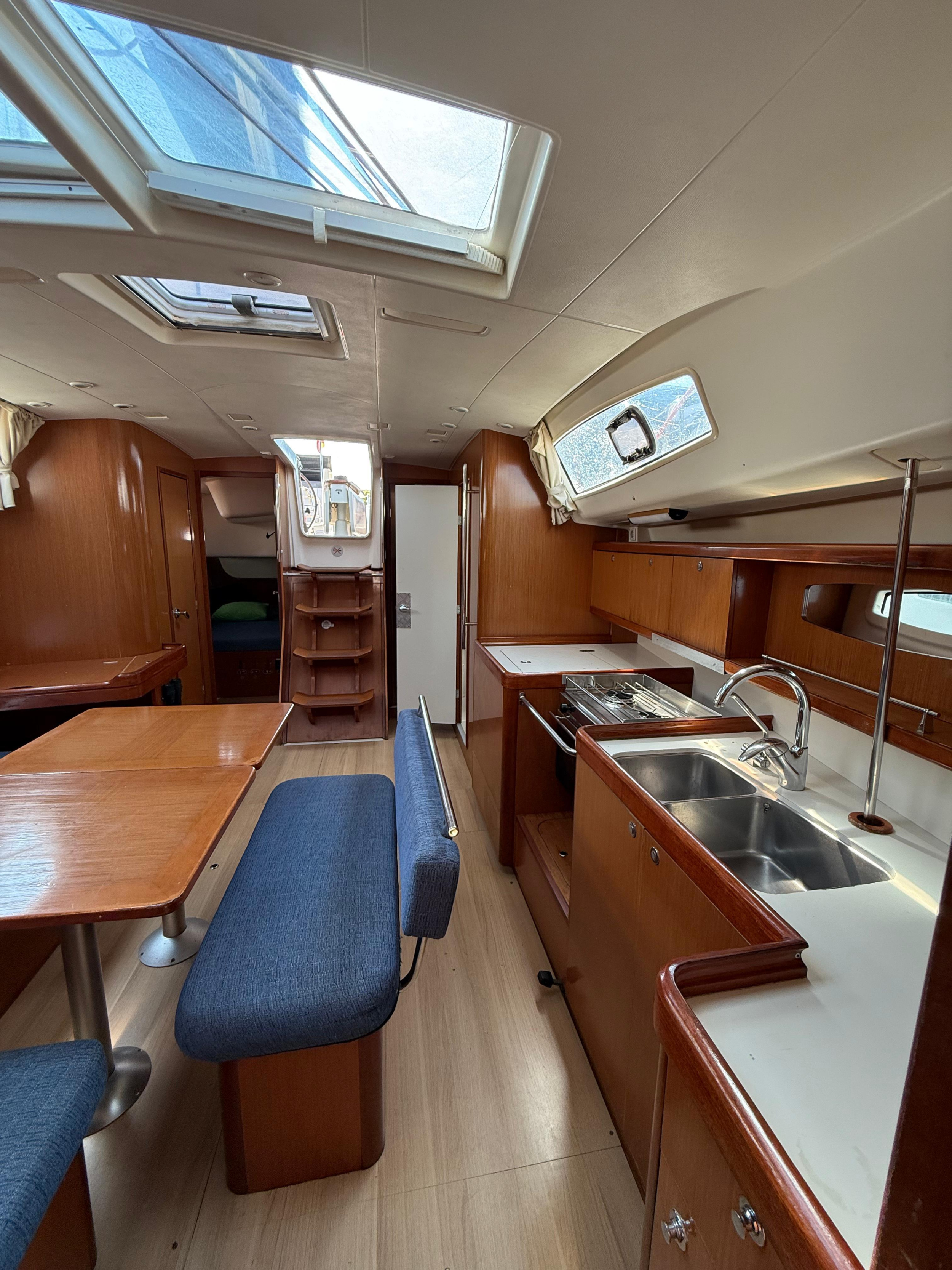 Photo #7 - Oceanis 43 (Alboran XXXI Saoco) in Palma - 47309
