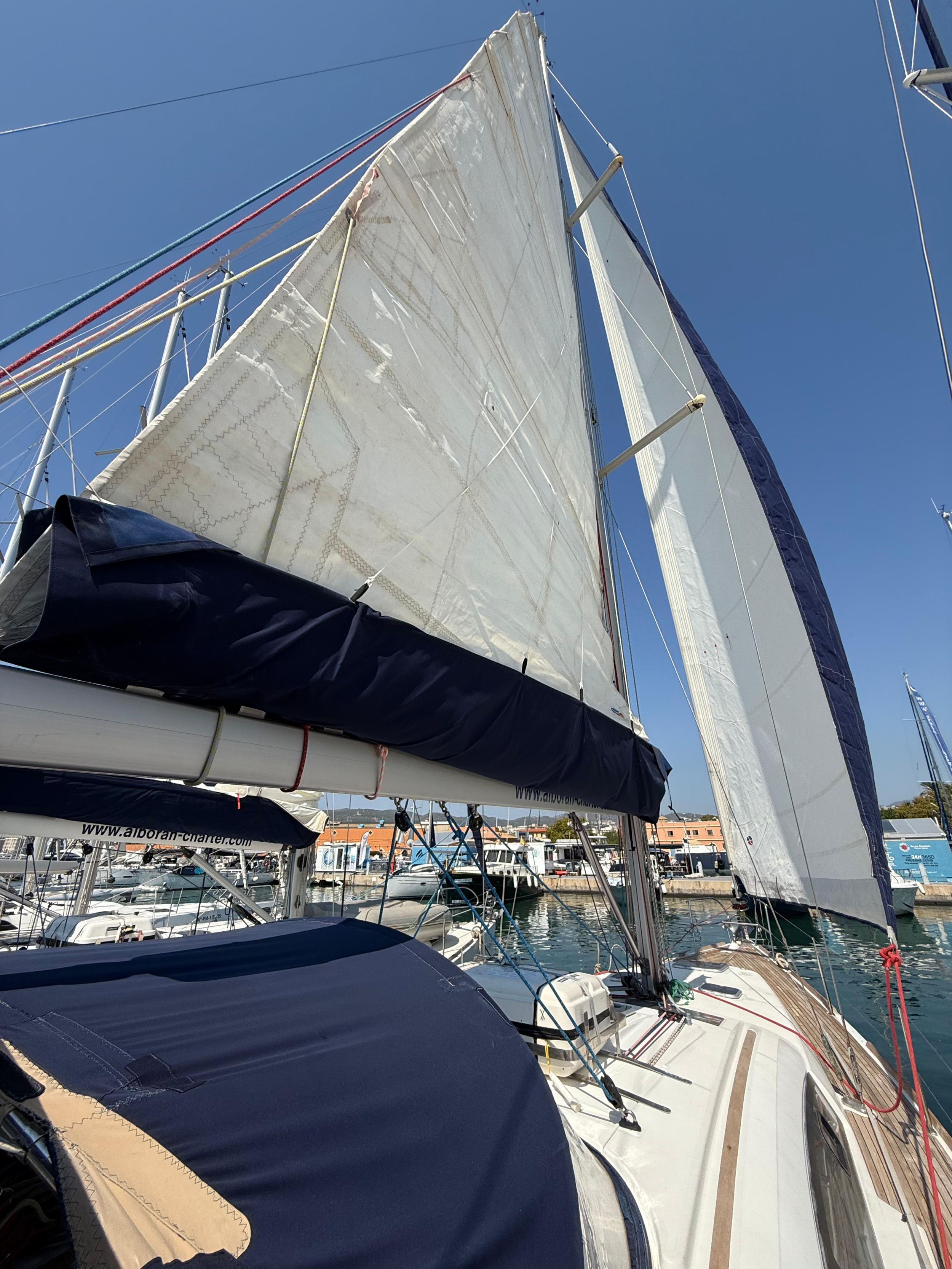 Photo #21 - Oceanis 43 (Alboran XXXI Saoco) in Palma - 47309