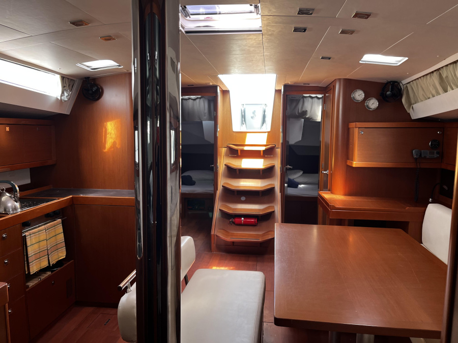 Photo #8 - Oceanis 48 (Erikoussa) in Procida - 47592