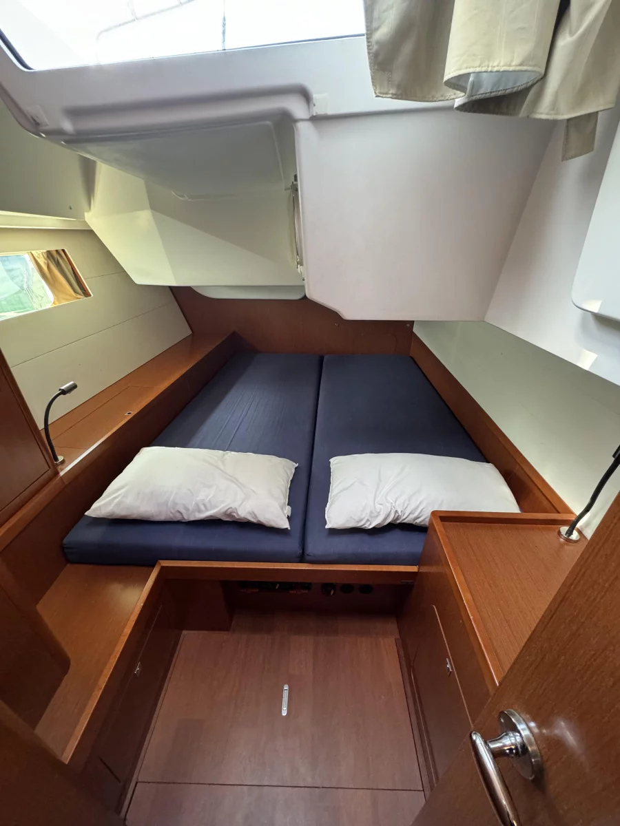 Oceanis 48.5 (Serenesse)  - 4