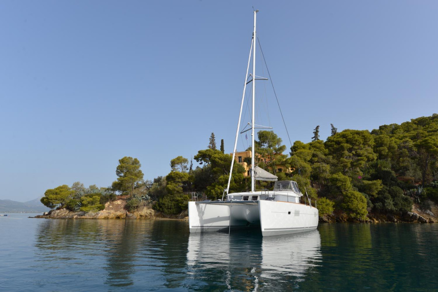 Photo #7 - Lagoon 400 S2 (Anemoessa) in Athen - 48517