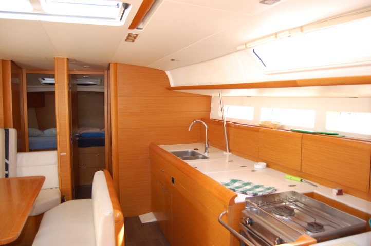 Photo #14 - Sun Odyssey 519 (Alboran Champagne) in Tenerife - 48909