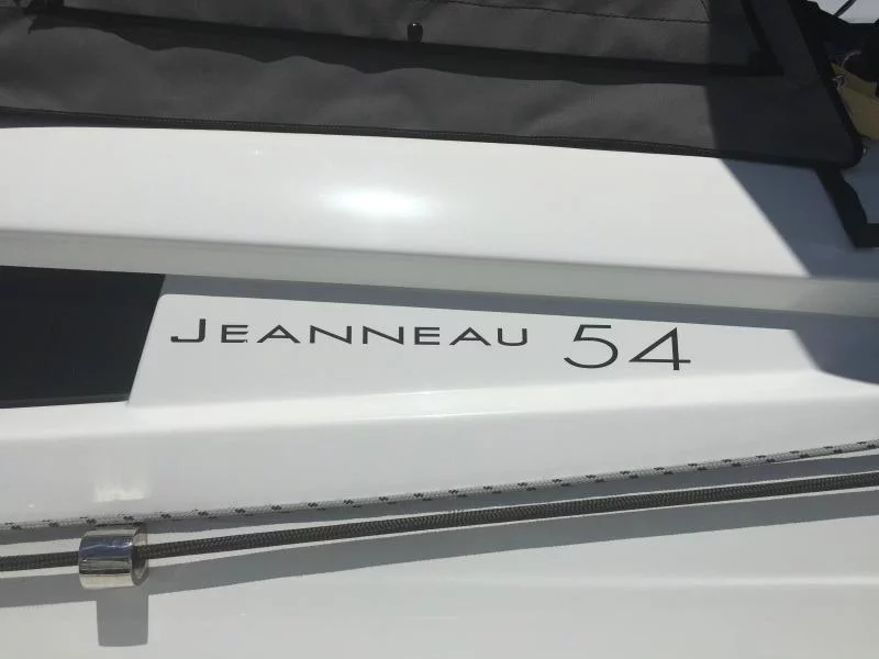Jeanneau 54 (Agua Especial)  - 7