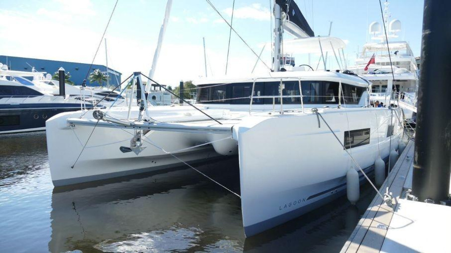 Photo #8 - Lagoon 46 - Premium (Manureva) in Le Marin - 48963