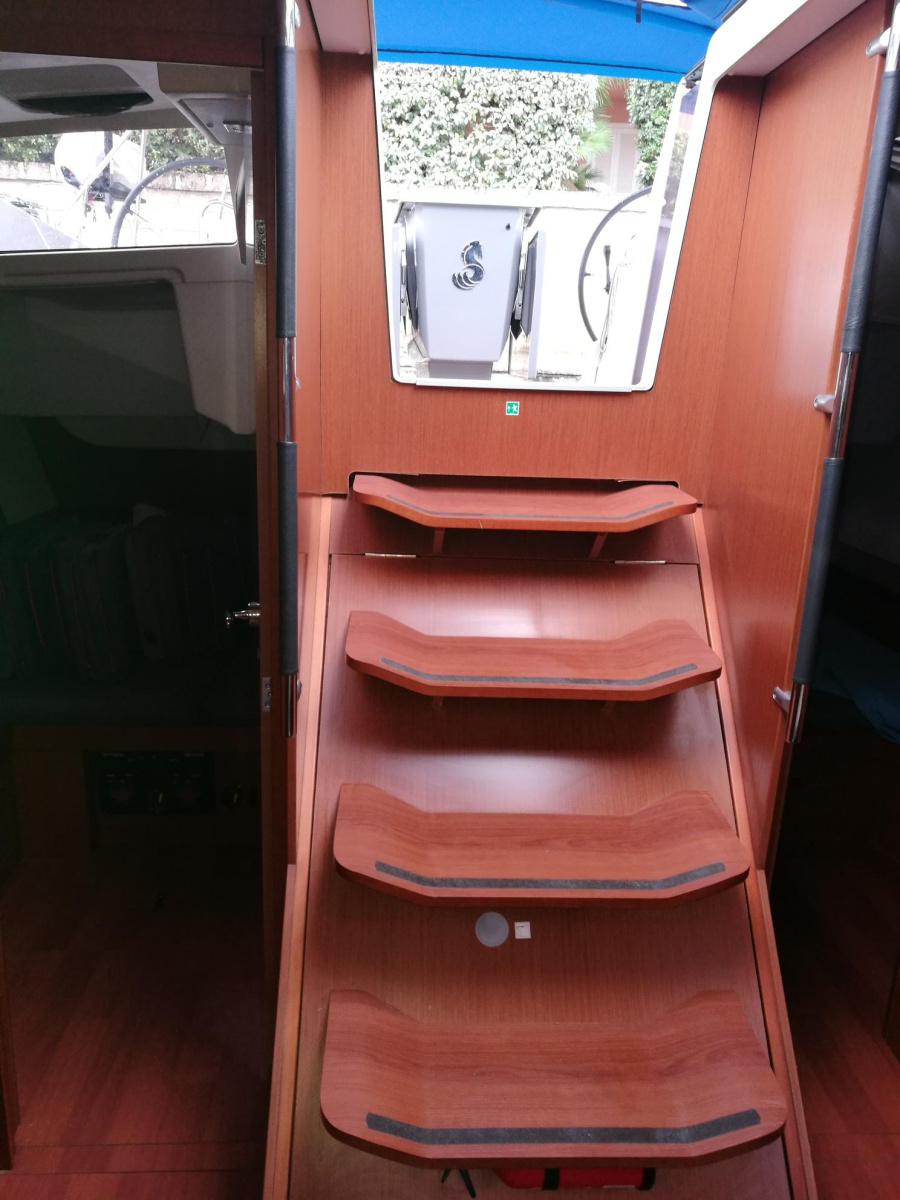 Photo #7 - Oceanis 48 (Sophie) in Procida - 48966