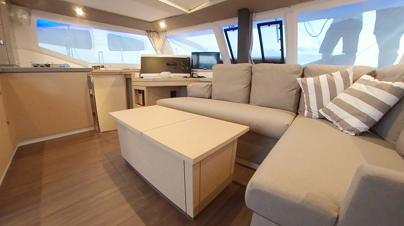 Photo #14 - Lucia 40 (E-Varka) in Paros - 49021