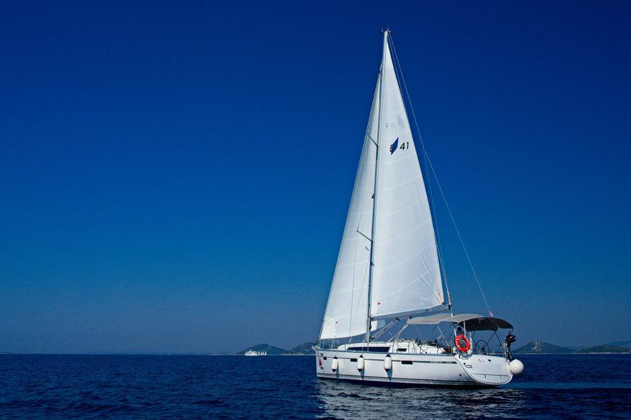 Photo #5 - Bavaria Cruiser 41 (MH 76) in Murter - 49038