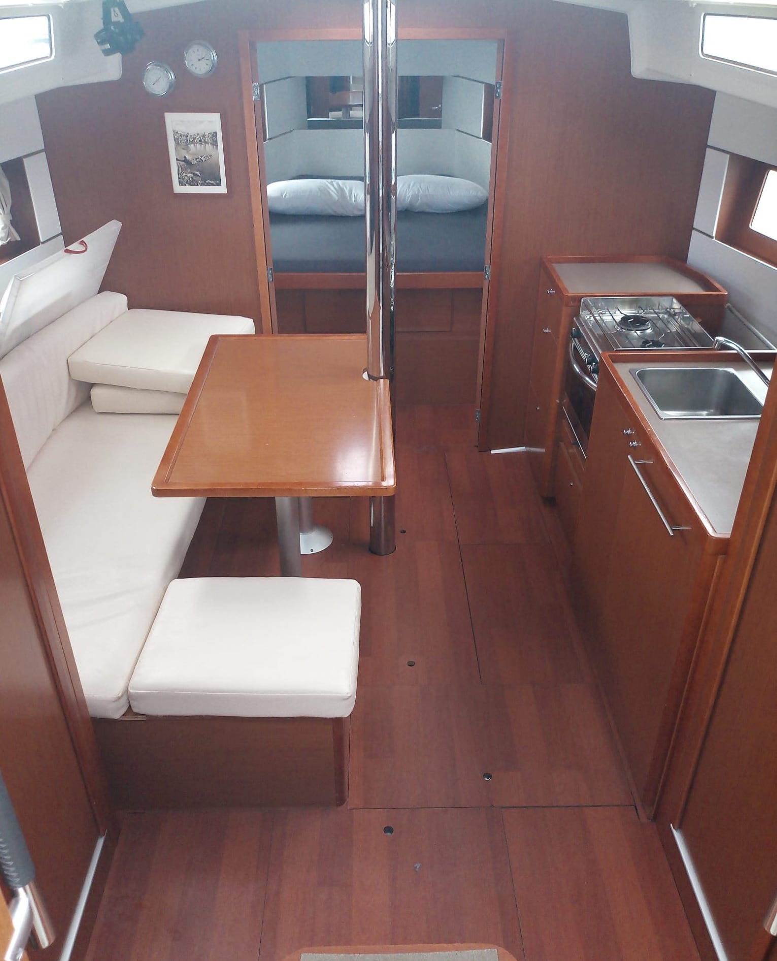 Photo #3 - Oceanis 38.1 (Naima) en Cannigione - 49347
