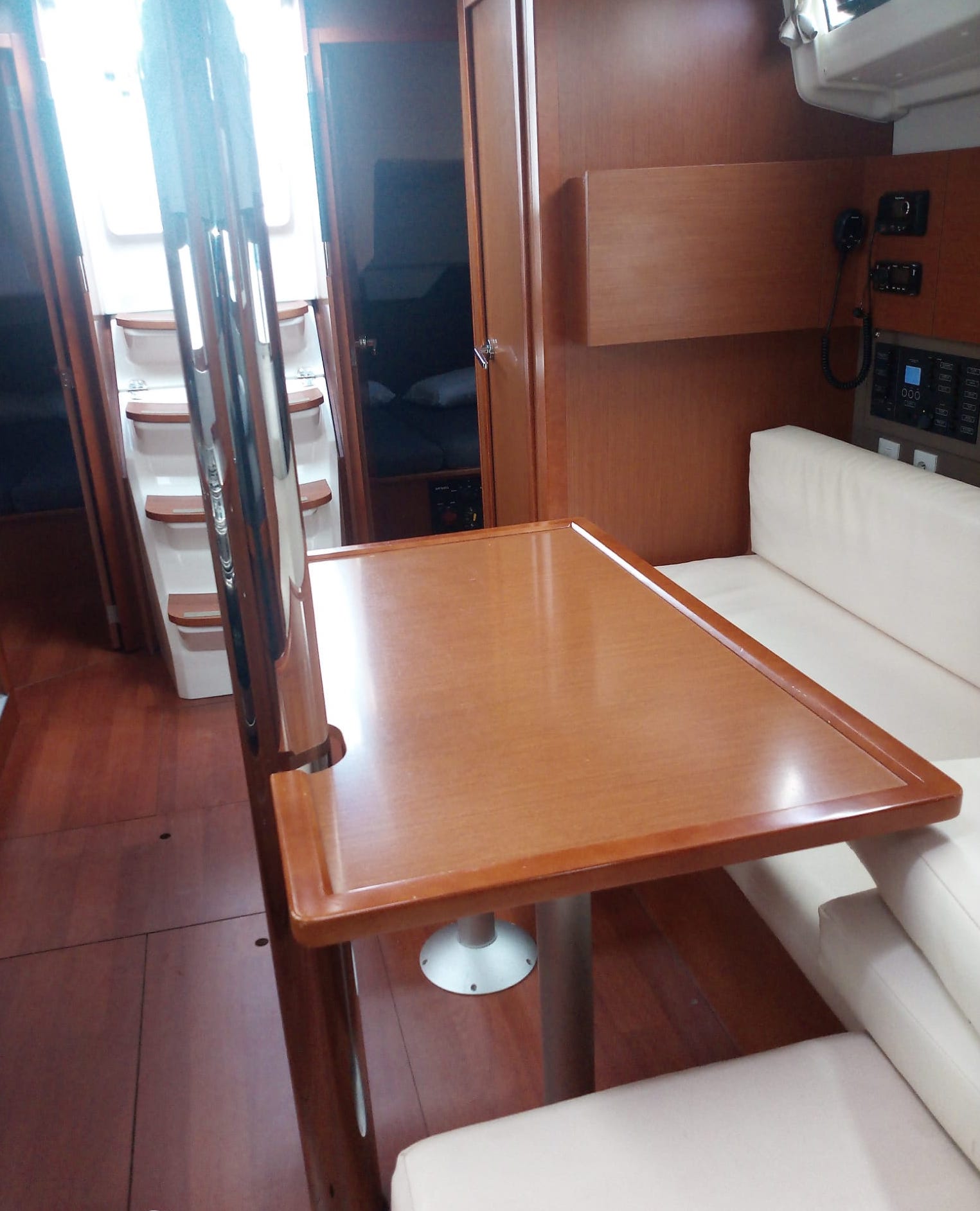 Photo #4 - Oceanis 38.1 (Naima) en Cannigione - 49347