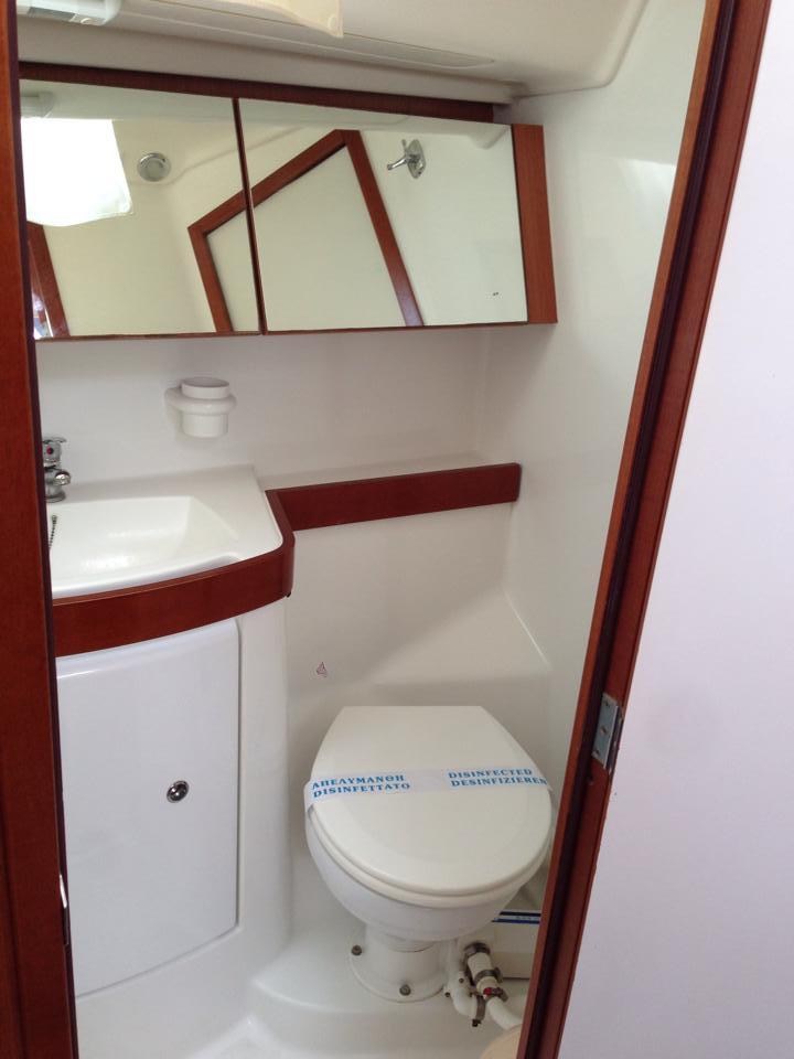 Photo #9 - Oceanis 40 (Pepper) in Lavrion - 49421