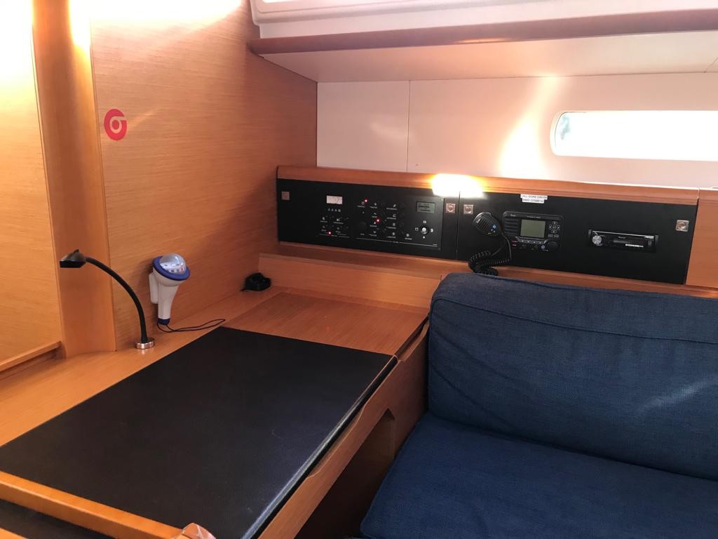 Photo #13 - Sun Odyssey 519 (Alboran Bourbon) in Palma - 49949