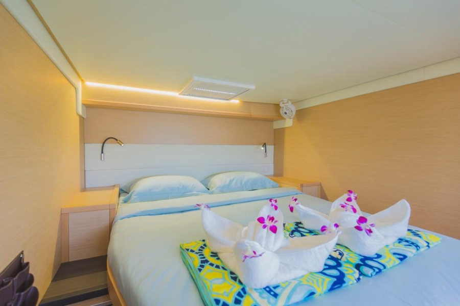 Photo #19 - Lagoon 52 F (BLUE MOON (Crewed Charter)) in Phuket - 50081
