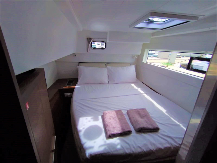 Photo #11 - Lagoon 40 (K-35) in Phuket - 51012