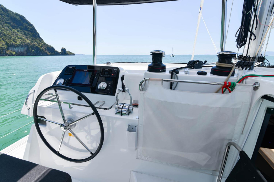 Photo #6 - Lagoon 42 (Cloud Dancer) in Phuket - 51048