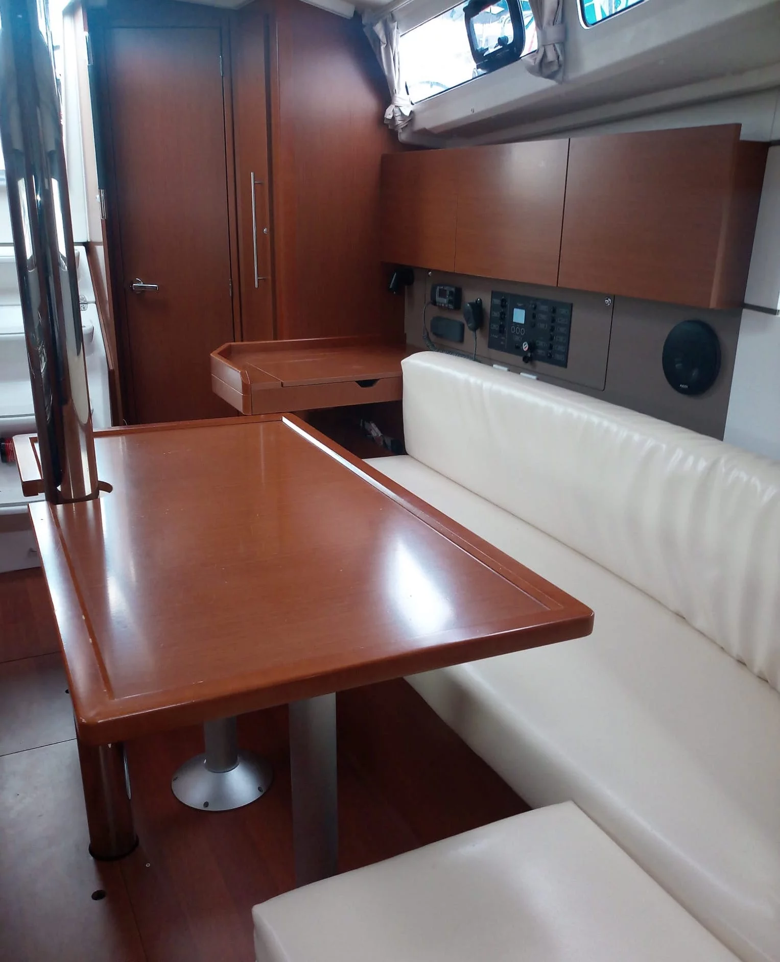 Oceanis 35.1 (Beghe)  - 5