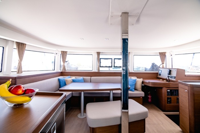 Photo #4 - Lagoon 42 (Blue Trident) en Paros - 51745