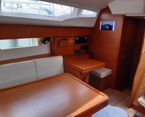 Photo #6 - Jeanneau 54 (Zaniah) in Salerno - 51879