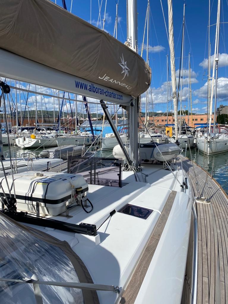 Photo #11 - Sun Odyssey 519 (Alboran Pacharán) in Palma - 52017