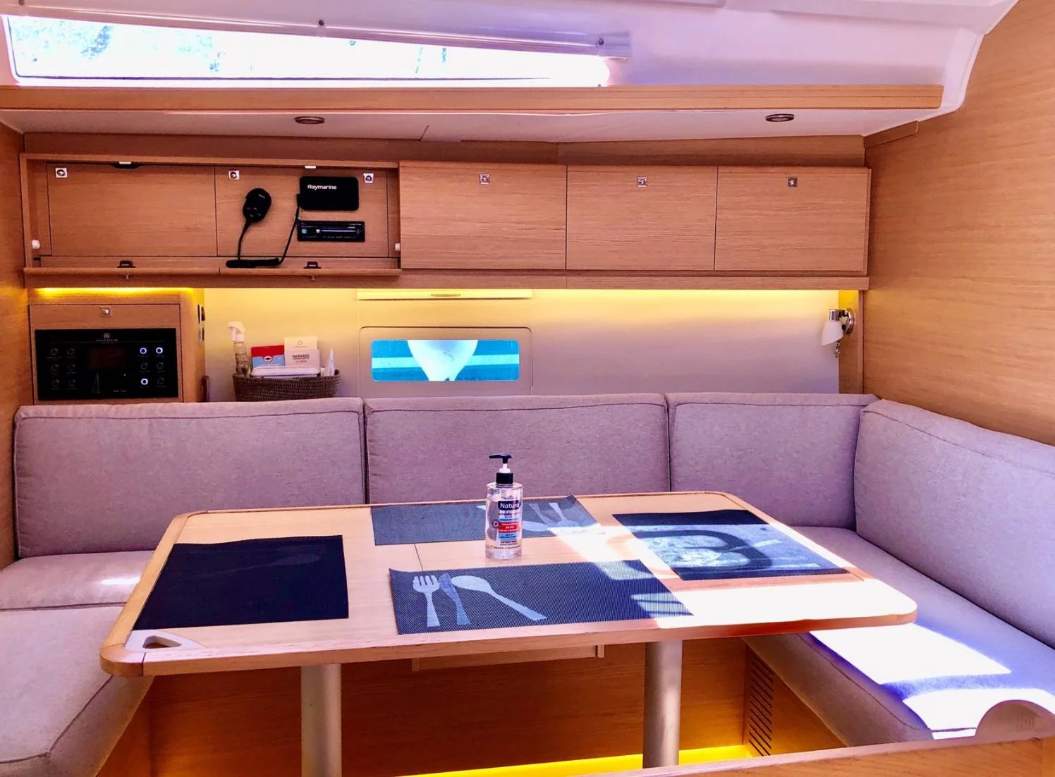 Dufour 430 Grand Large (Nikolas Aegeas)  - 19