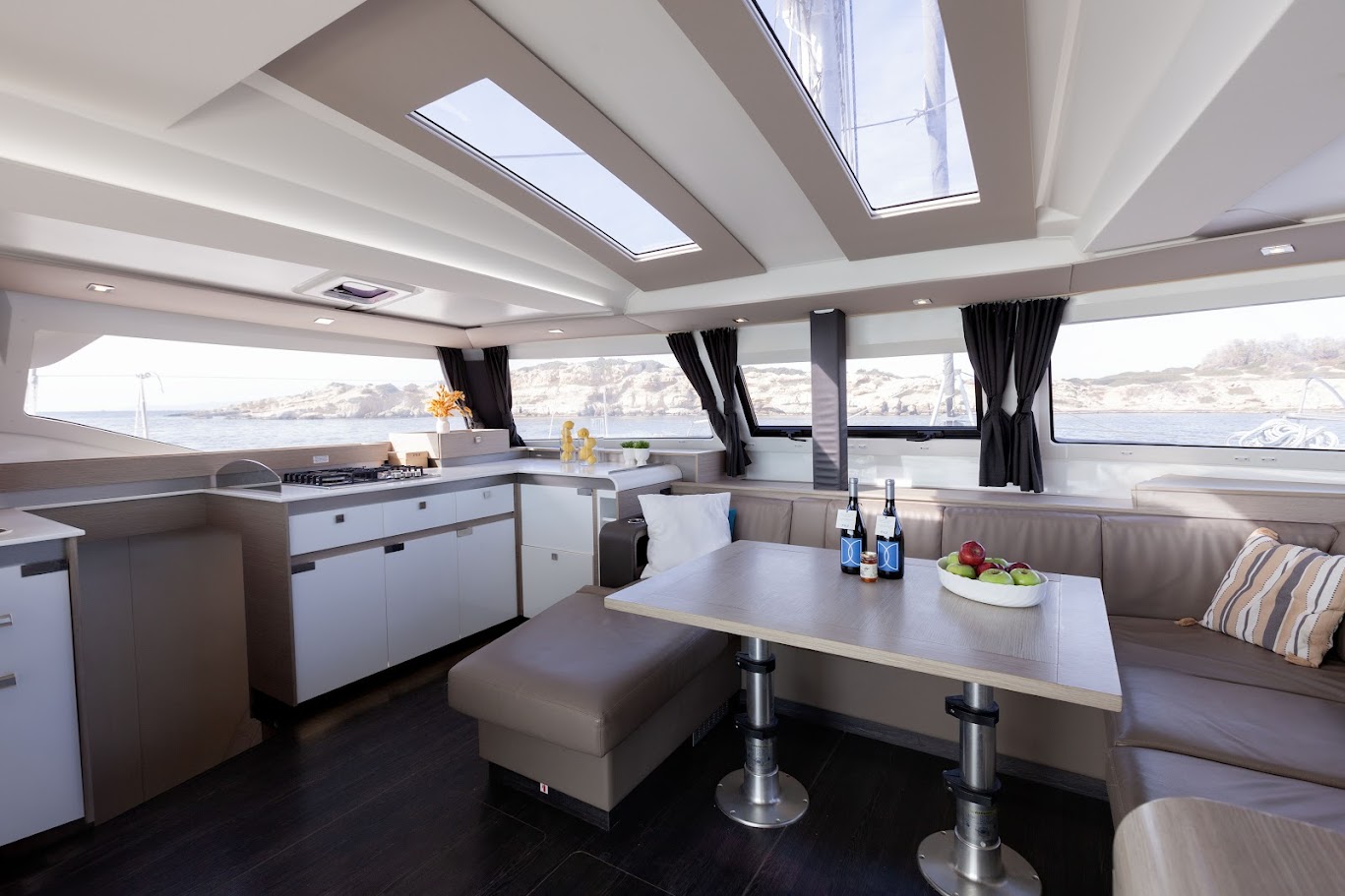 Photo #3 - Fountaine Pajot ELBA 45 (Olympus - Green Wave) in Atene - 52140