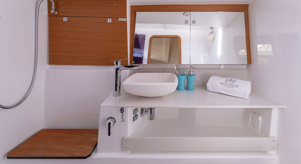 Photo #5 - Dufour 430 Grand Large (Blue Moon 2) in Paros - 52195