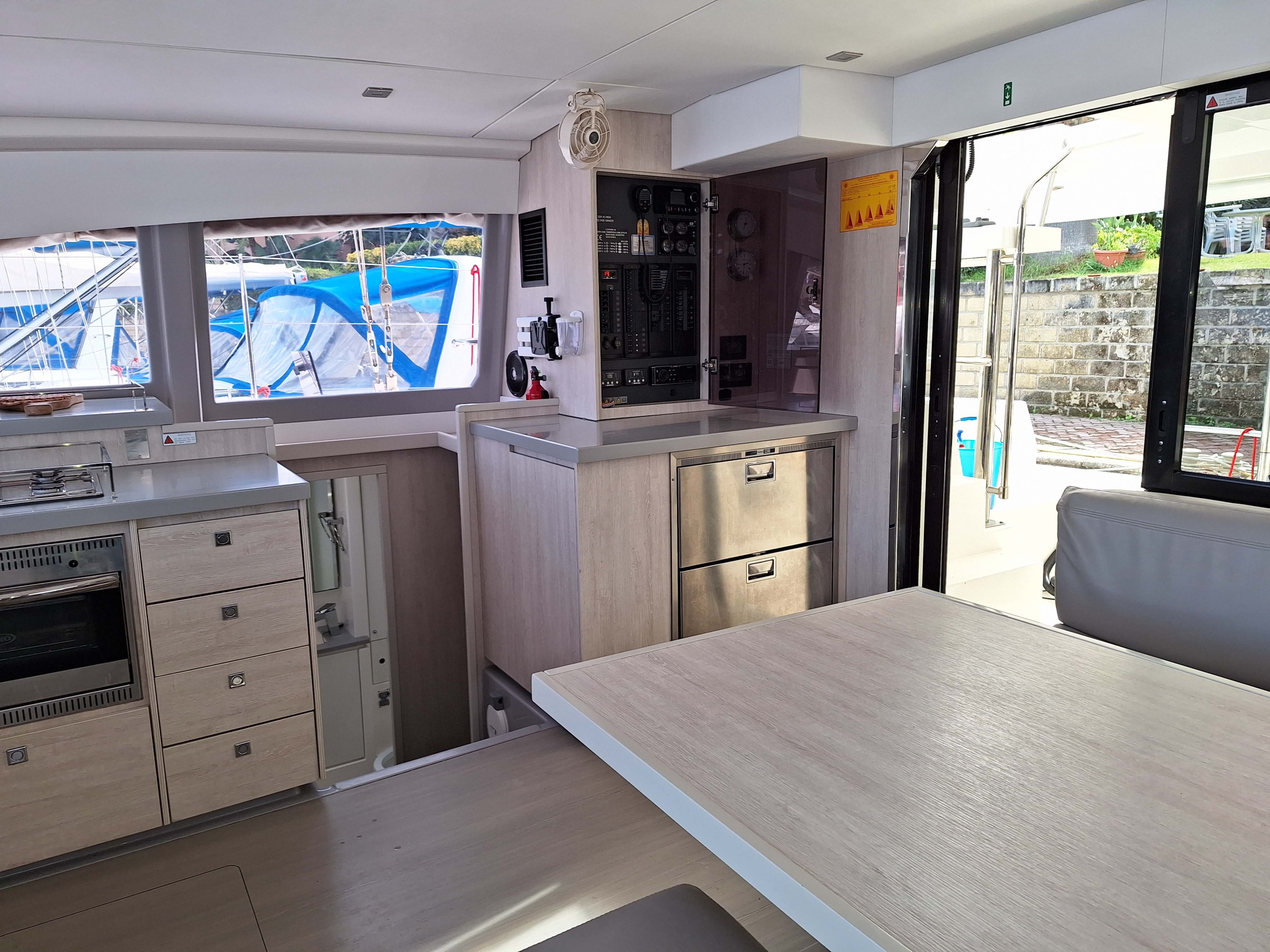 Photo #5 - Leopard 40 (Bellambriana) in Portorosa - 52674
