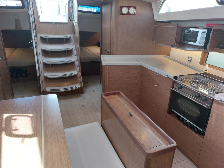 Photo #4 - Oceanis 46.1 (Kalmi) in Lavrion - 52883