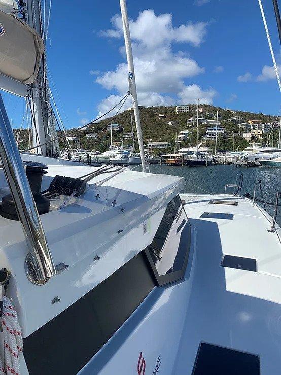 Photo #8 - Saona 47 (HOURGLASS) in St. Thomas - 54291