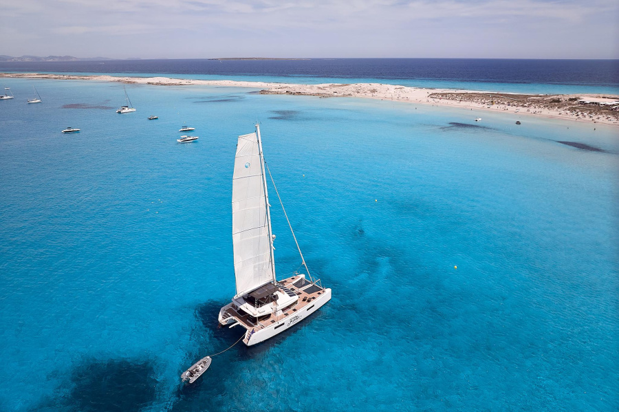 Photo #11 - Lagoon 52 F (Flow) en Talamanca - 54480