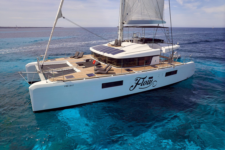 Photo #8 - Lagoon 52 F (Flow) en Talamanca - 54480