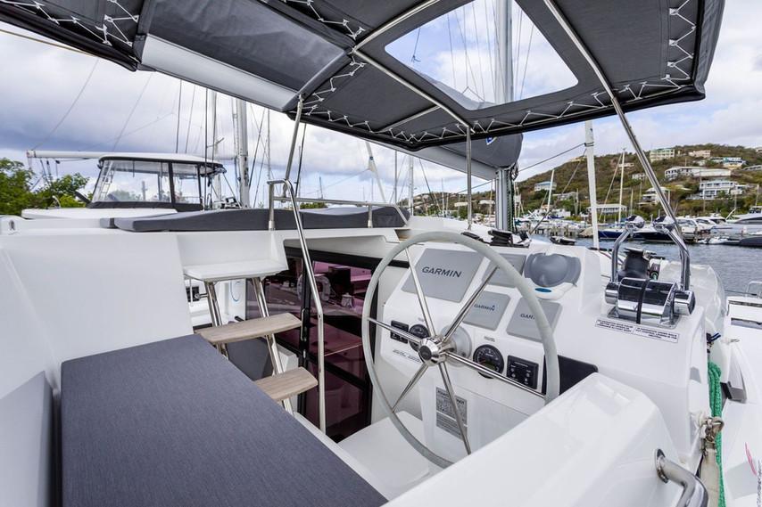 Photo #15 - Astrea 42 (CALYPSO) in St. Thomas - 54482