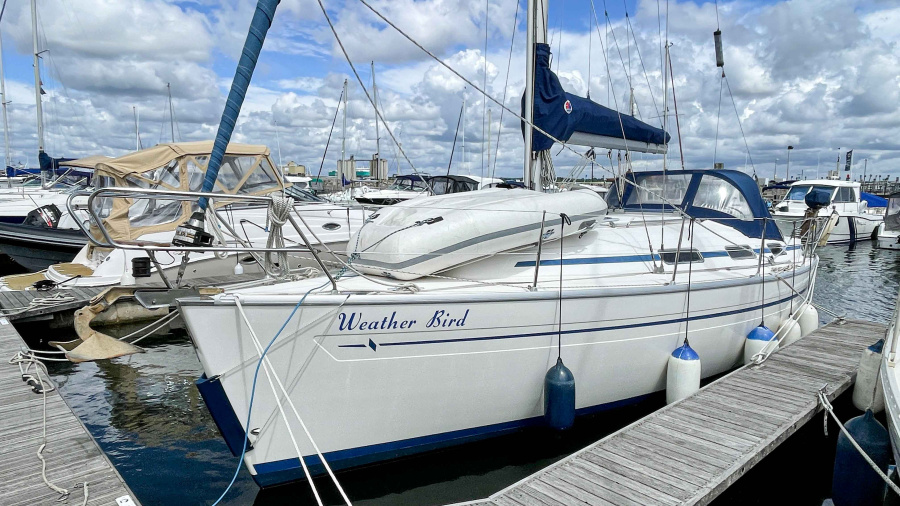 Photo #8 - Bavaria 32 (Weather Bird) en Hamble-le-Rice - 54583