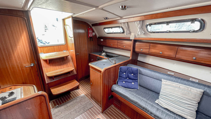 Photo #10 - Bavaria 32 (Weather Bird) en Hamble-le-Rice - 54583