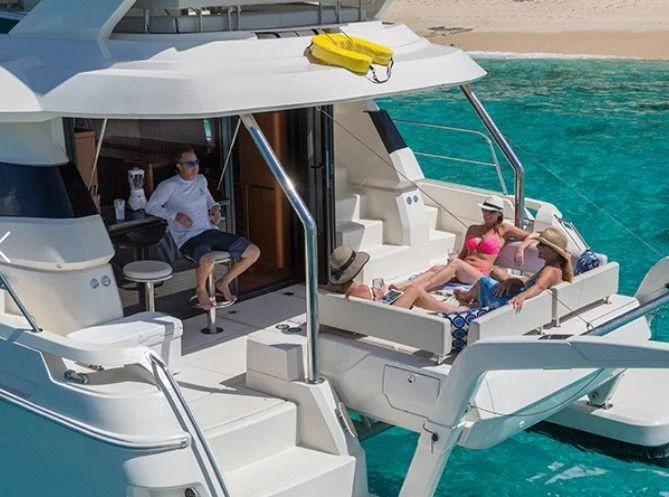 Aquila 44 (Jewel Box)  - 3
