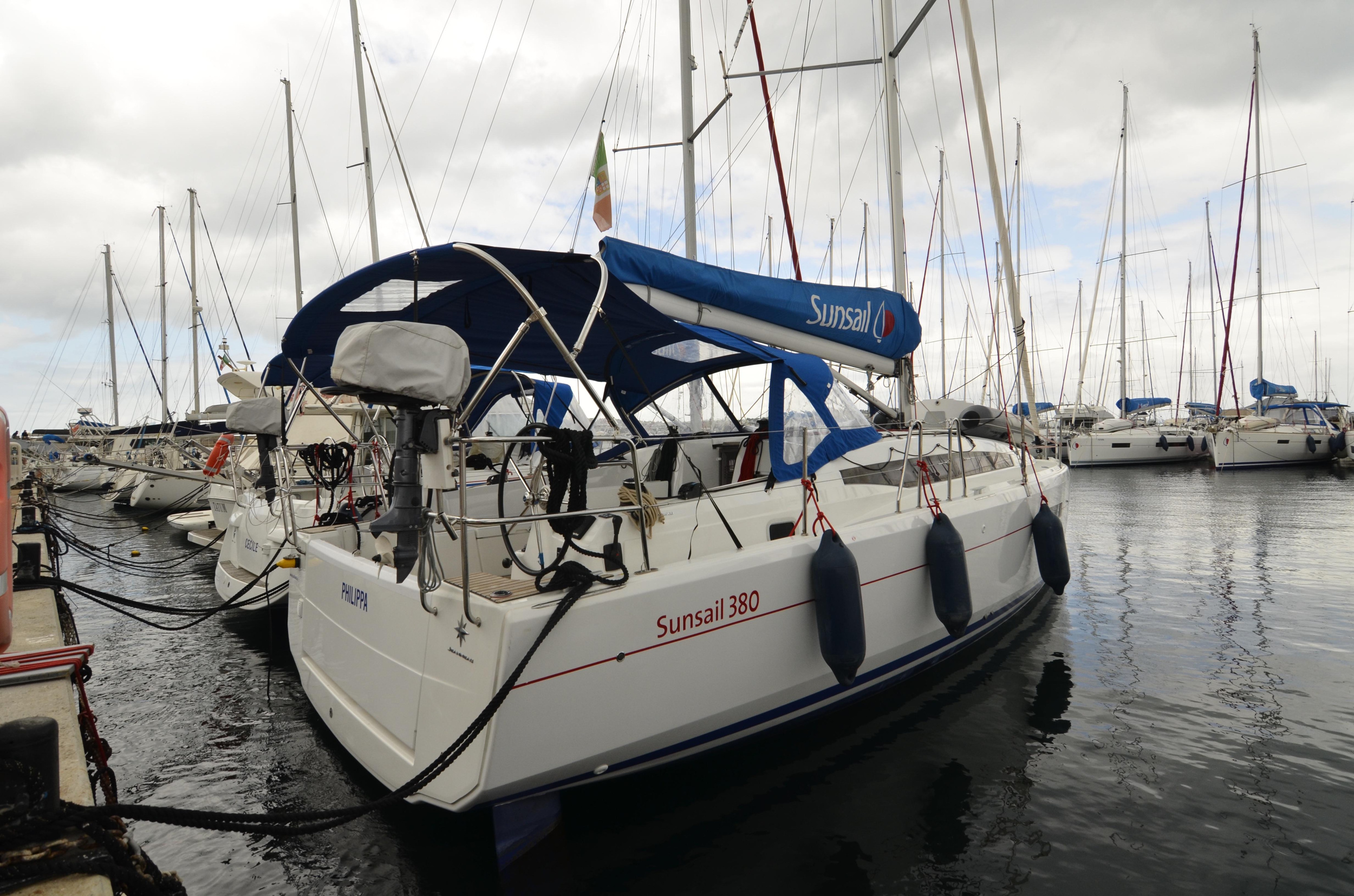Photo #2 - Sun Odyssey 380 (Philippa) in Procida - 54636