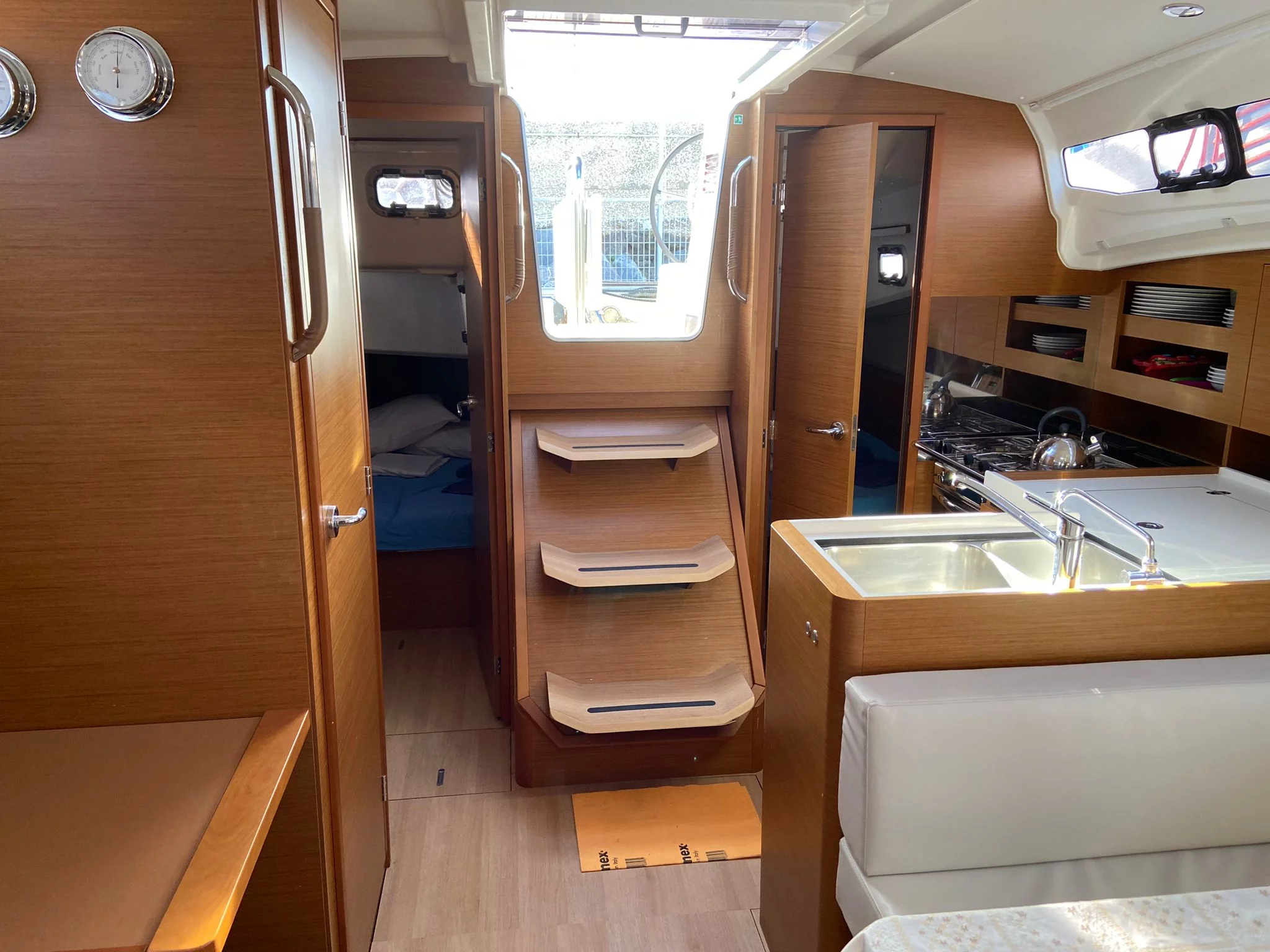 Sun Odyssey 380 (Philippa)  - 5