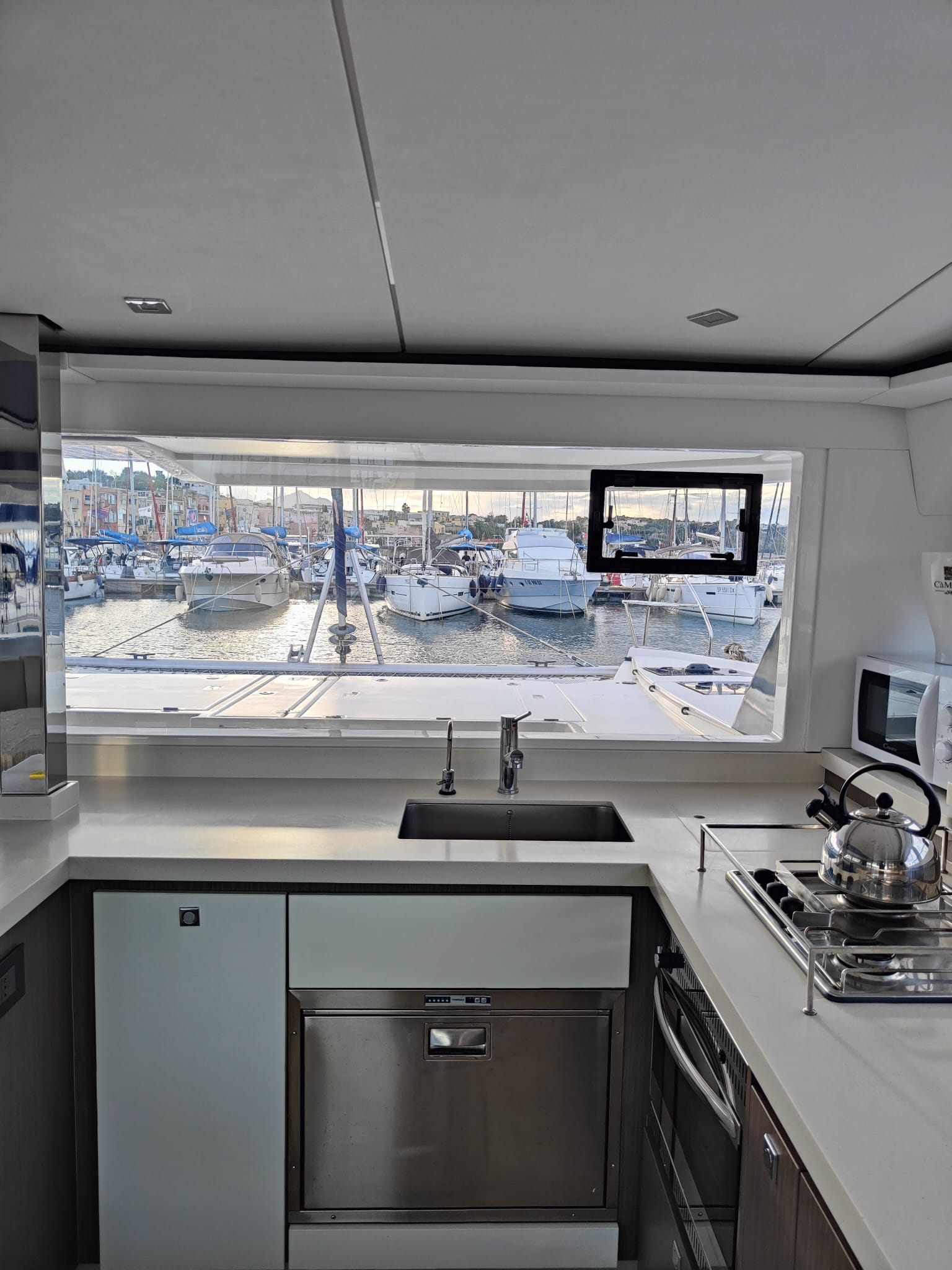 Photo #7 - Leopard 45 (Lady Lety) in Procida - 54641