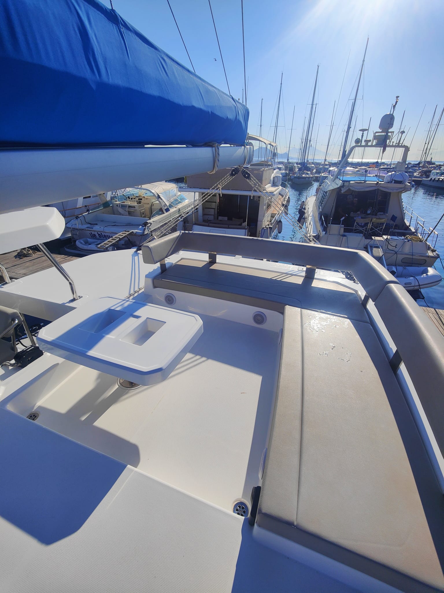 Photo #6 - Leopard 42 (Alluzo) in Procida - 54643