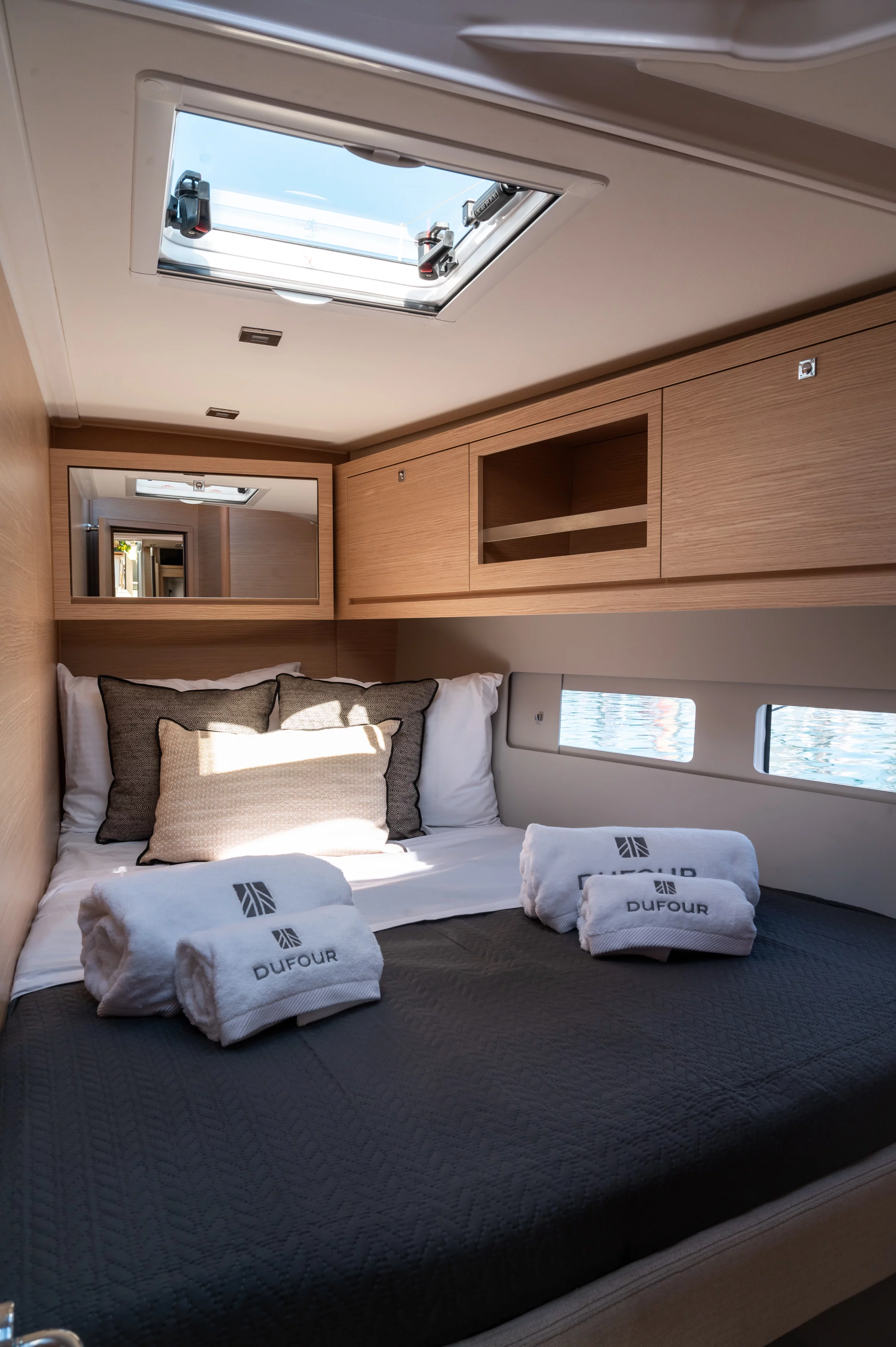 Dufour 530 (Ionian Blue)  - 5